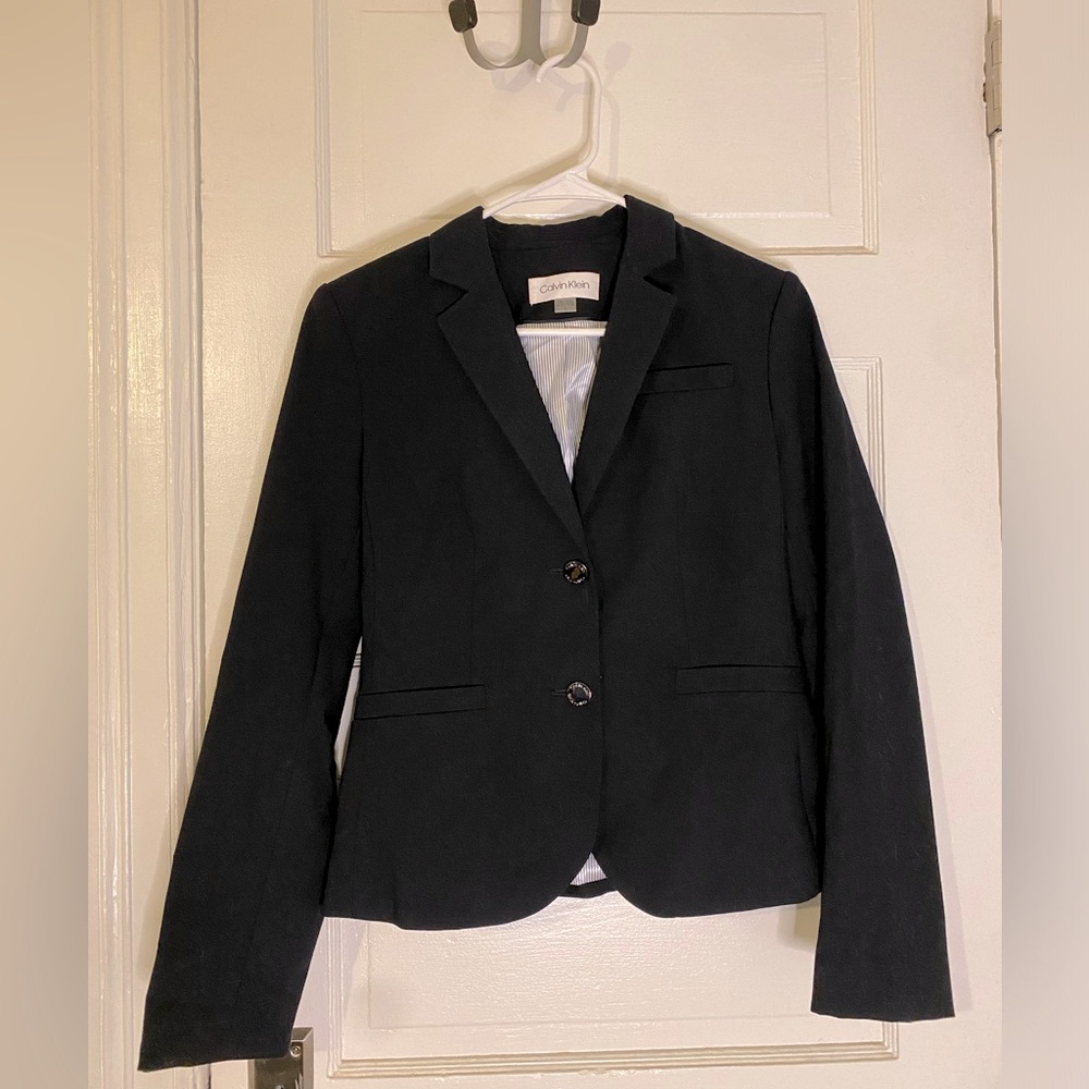 Calvin Klein Two Button Lux Blazer, size 2